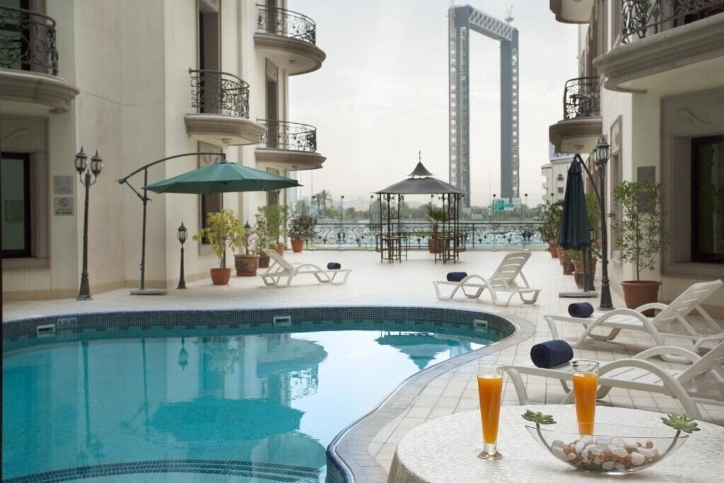 Зображення 	Al Waleed Holiday Homes (ex. Al Waleed Palace - Oud Metha Appartments) 3*