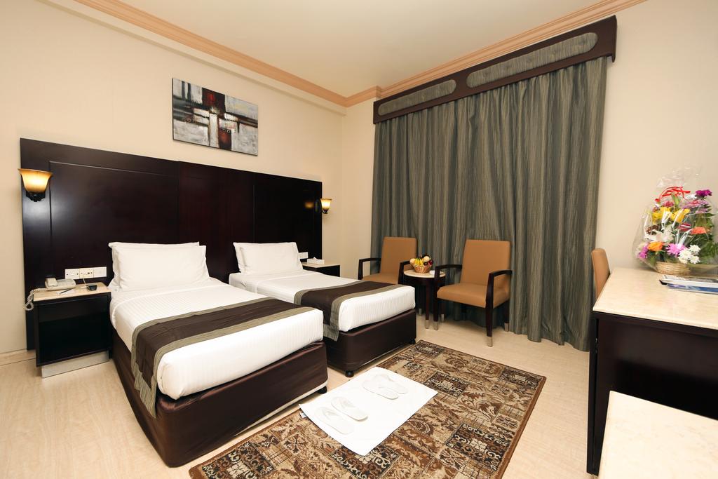 Фотография Signature Inn Hotel 3*
