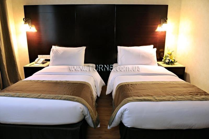 Фото Signature Inn Hotel 3*