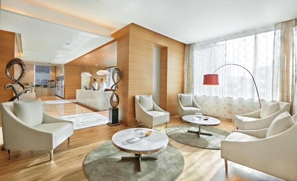 Зображення Hyatt Place Dubai Baniyas Square 4*