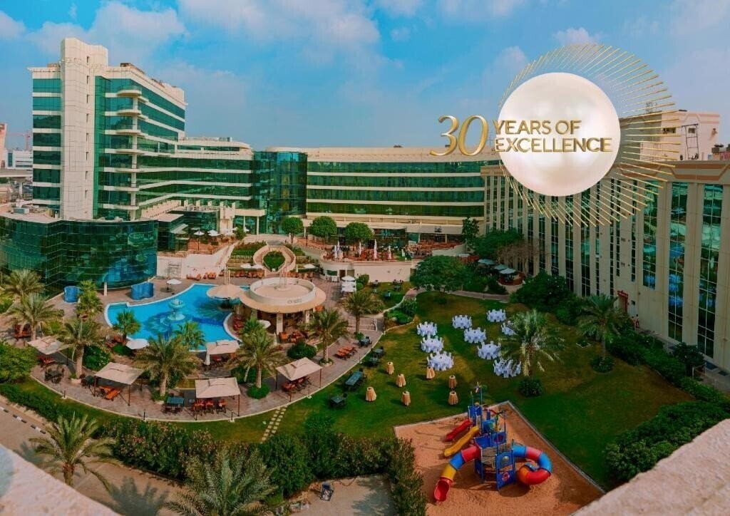 Готель Millennium Airport Hotel Dubai 4*