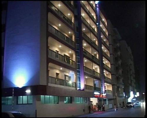 Изображение Al Shams Plaza Hotel Apartments апартаменты