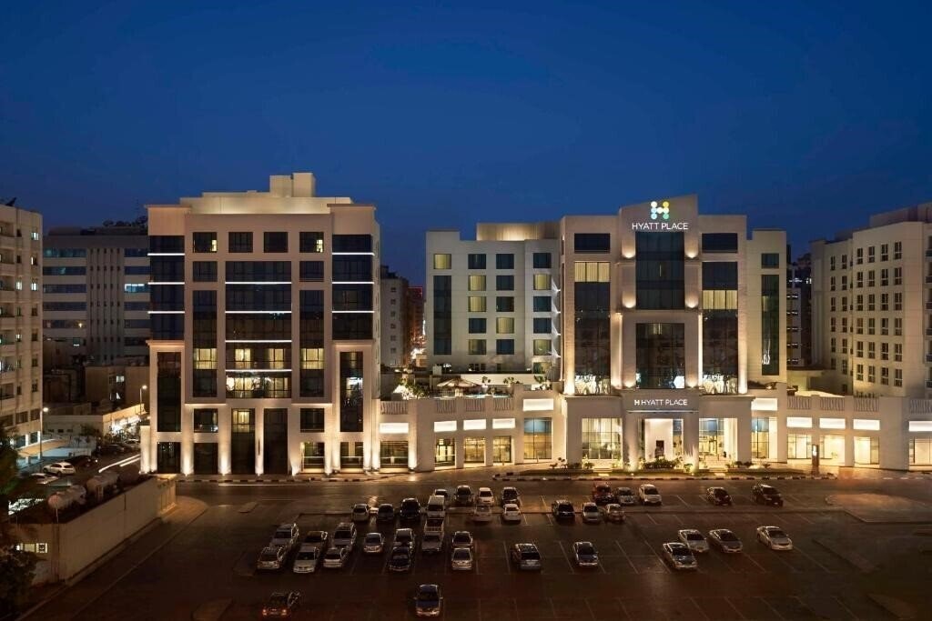 Готель Hyatt Place Dubai Al Rigga 4*