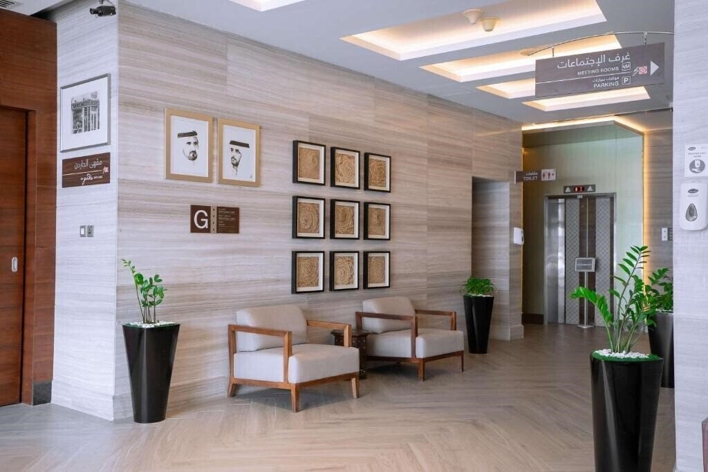 Фото Hilton Garden Inn Dubai Deira 4*