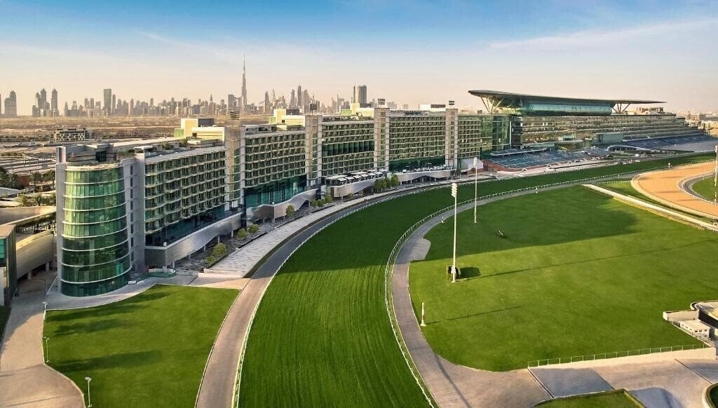 Готель The Meydan Hotel 5*