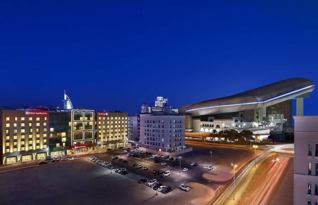 Фотография Hilton Garden Inn Dubai, Mall Avenue 4*