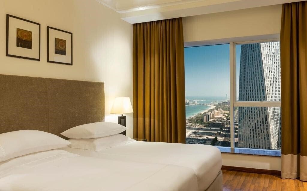 Фотографія Grosvenor House a Luxury Collection Hotel (ex. Grosvenor House West Marina Beach Dubai ) 5*