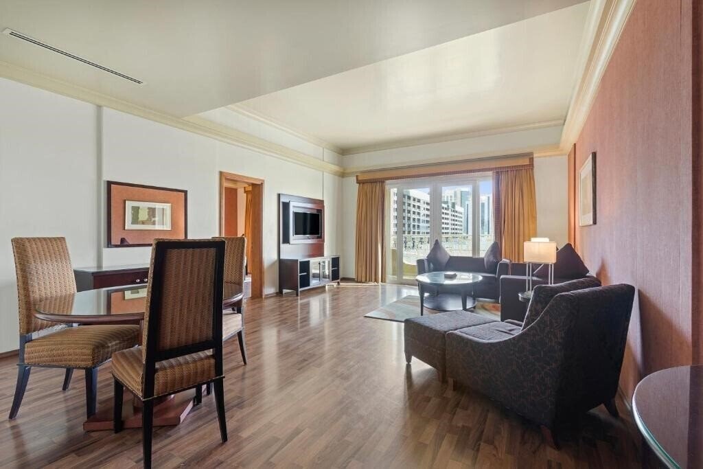 Готель Al Khoory Hotel Apartments апартаменты