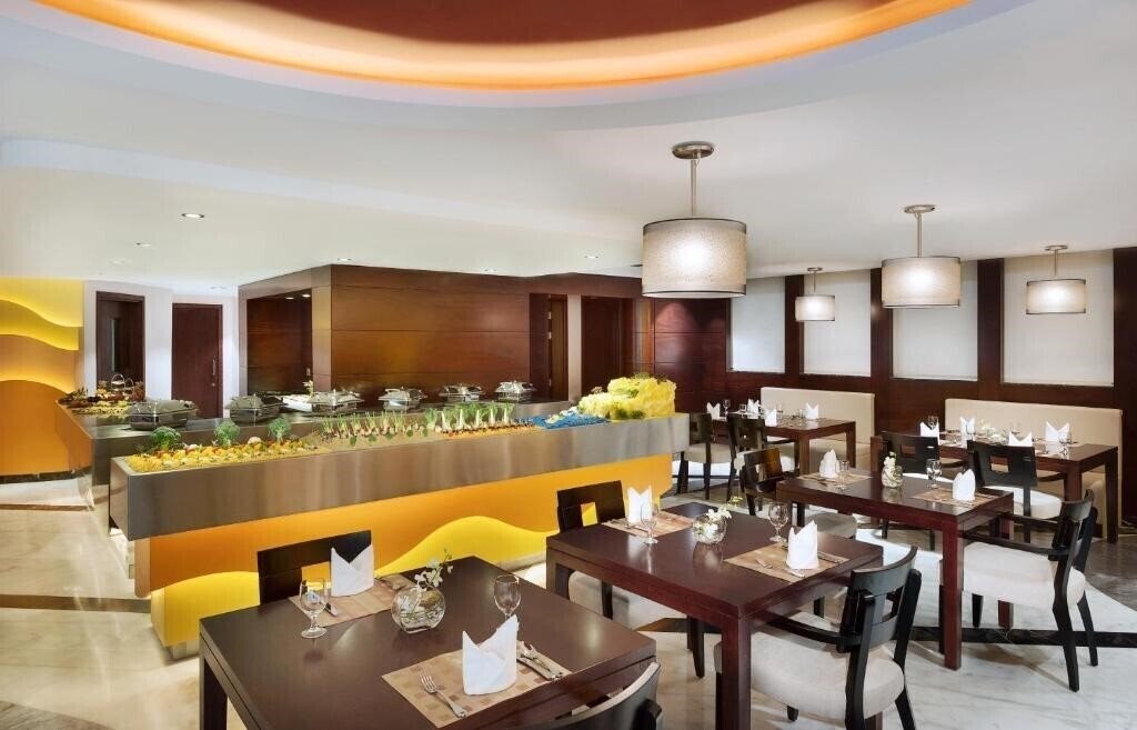 Картинка City Seasons Towers Hotel Dubai 4*