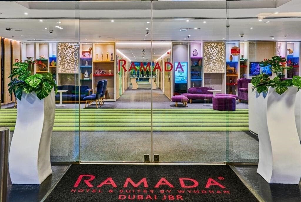 Зображення Ramada Hotel & Suites by Wyndham Dubai JBR 4*