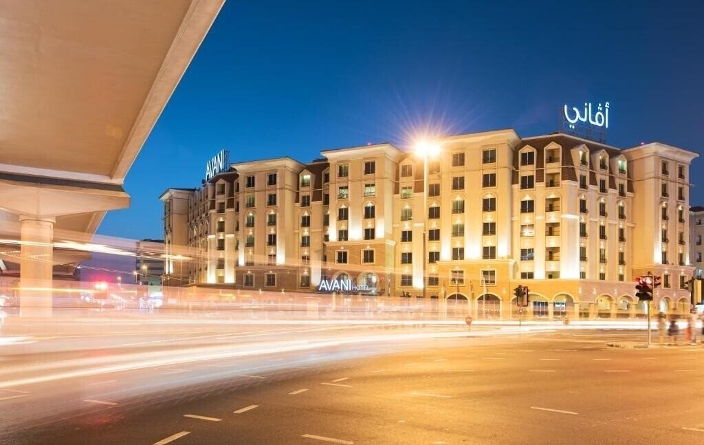 Отель Avani Deira Dubai (ex. Movnepick Hotel Deira) 5*