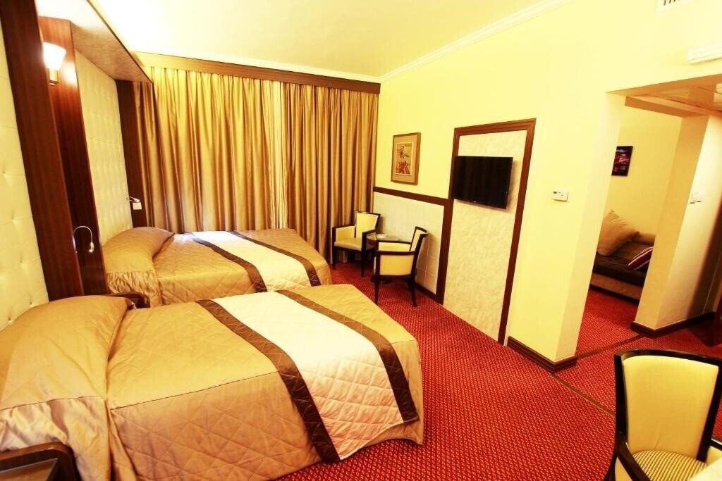 Готель Al Khaleej Grand Hotel 3*