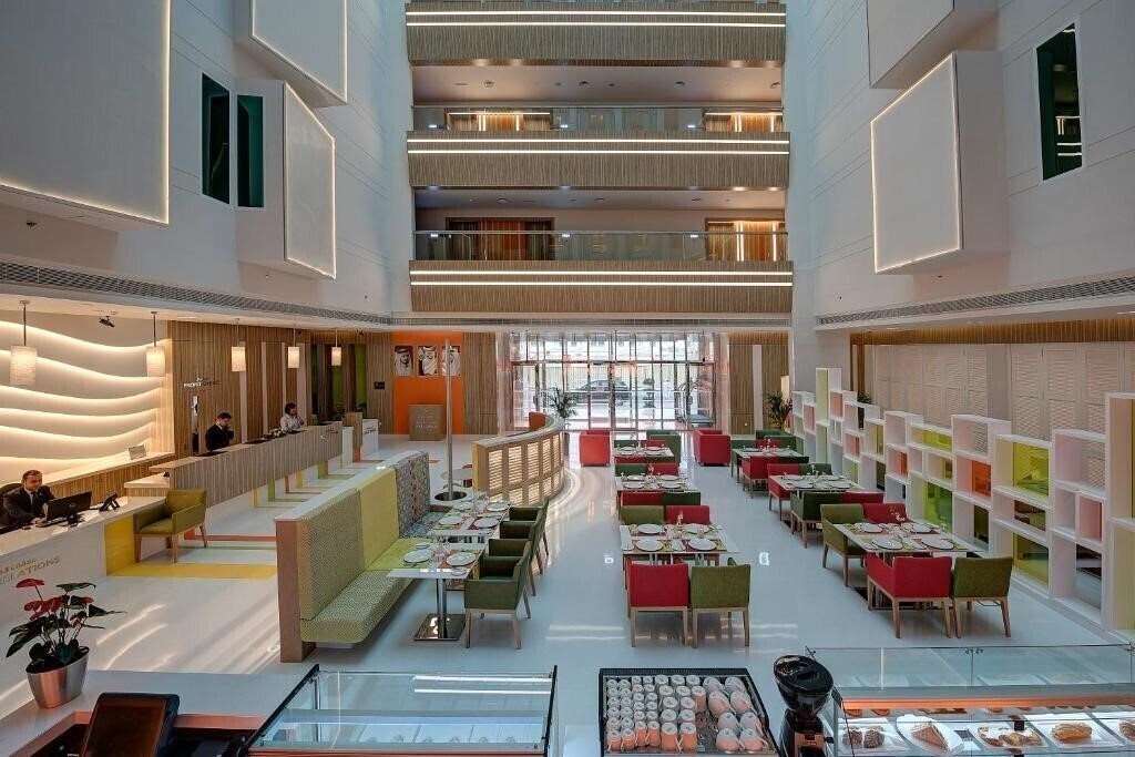 Зображення Al Khoory Atrium Hotel 4*