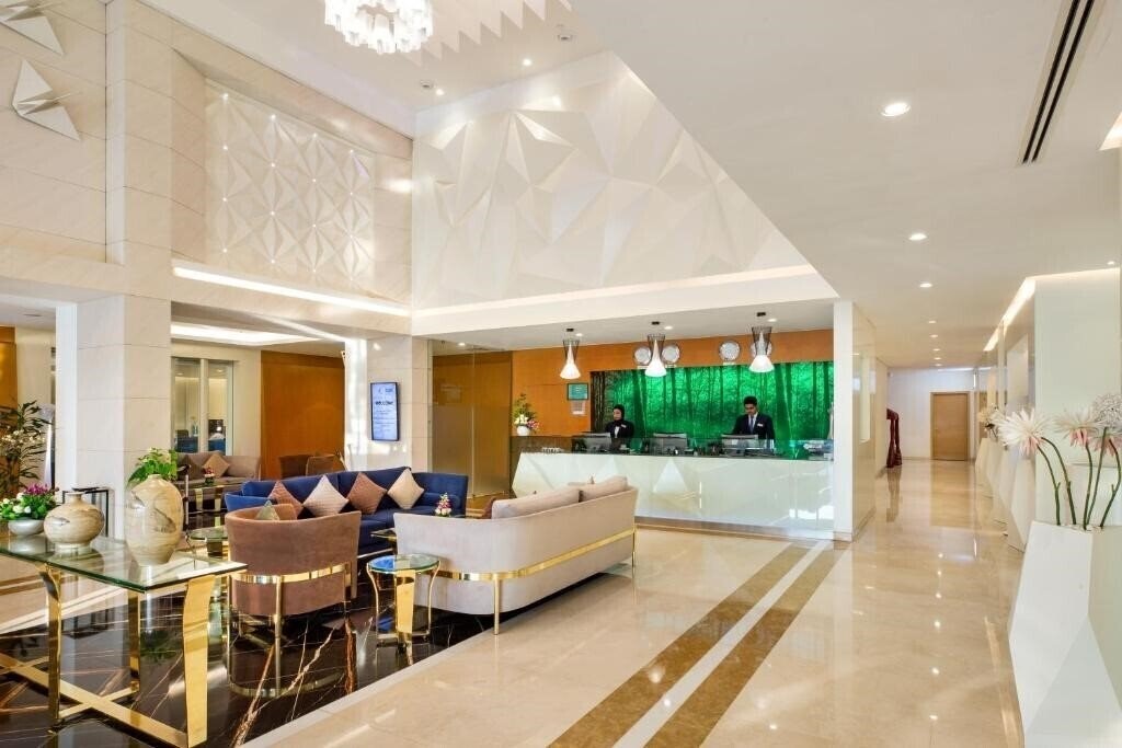 Фотографія Royal Continental Hotel 4*