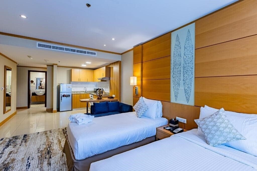 Фото Carlton Downtown 4*