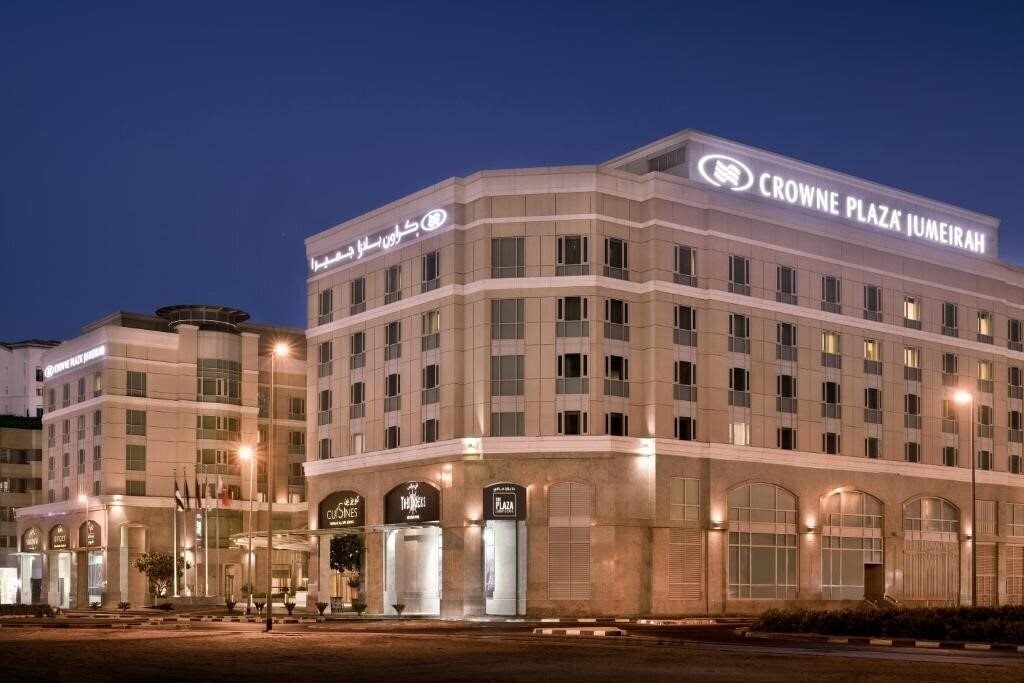 Готель Crowne Plaza Jumeirah Dubai 5*