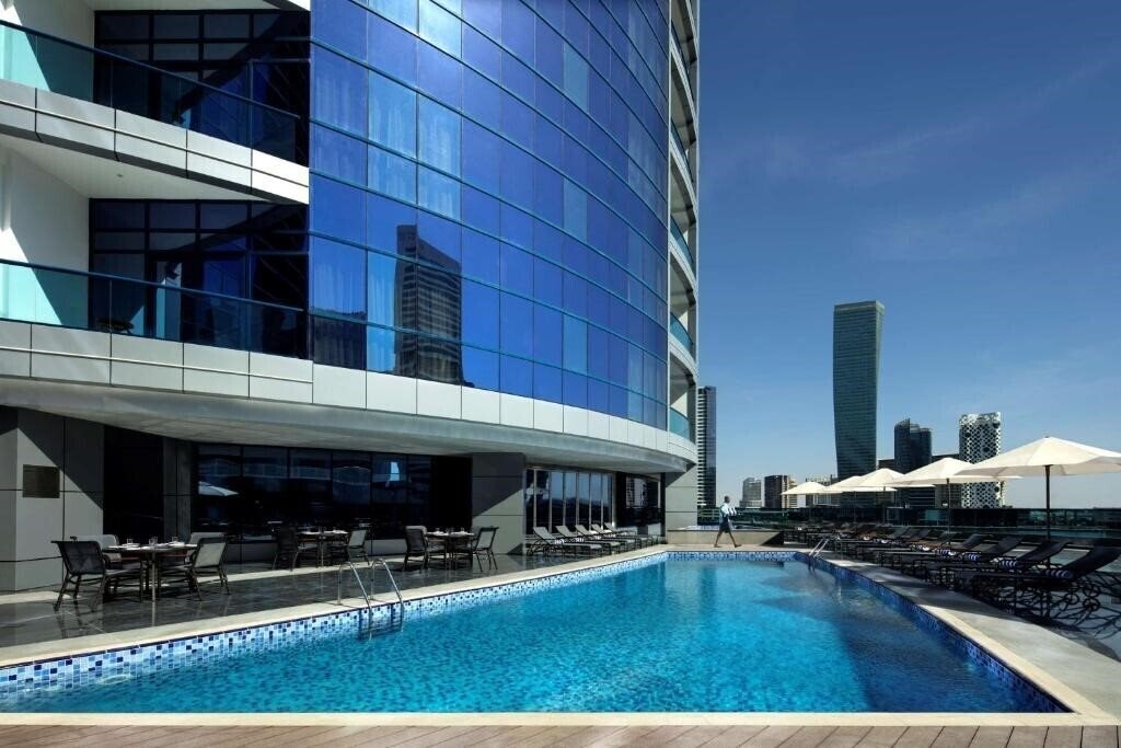Зображення Radisson Blu Hotel Dubai Waterfront 5*