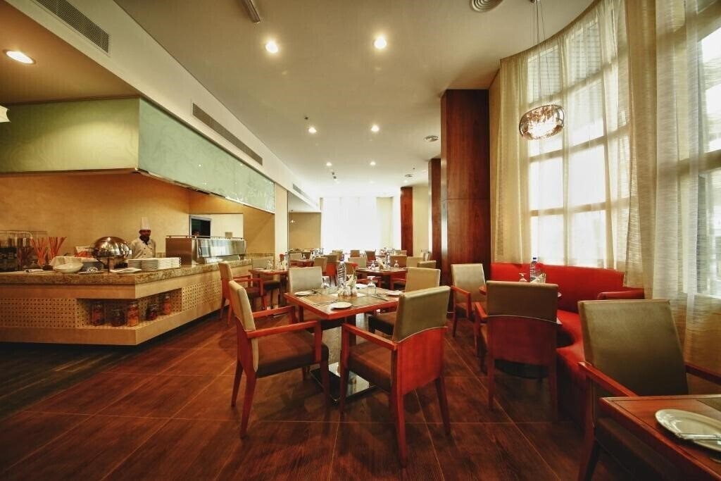 Фотографія Lavender Hotel Deira (ex. Lavender Plaza Baniyas) 3*