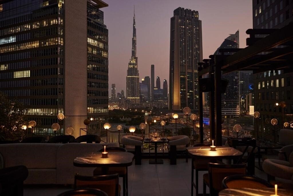 Готель Four Seasons Hotel Dubai International Financial Centre 5*