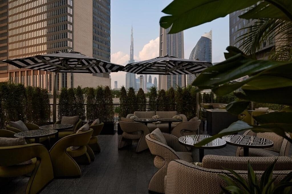 Картинка Four Seasons Hotel Dubai International Financial Centre 5*