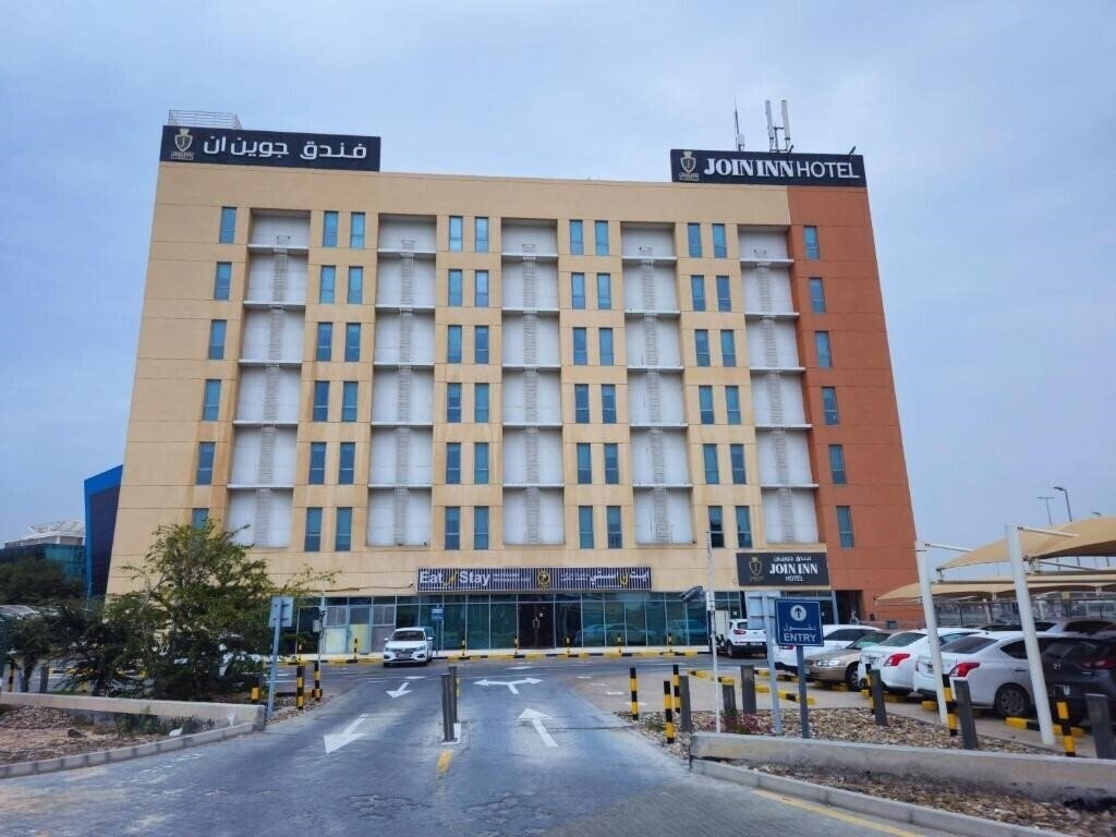 Готель Easyhotel Dubai Jebel Ali 1*