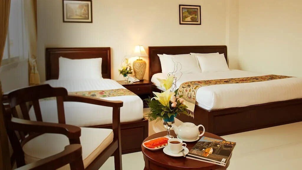 Готель Golden Star Hotel 2*