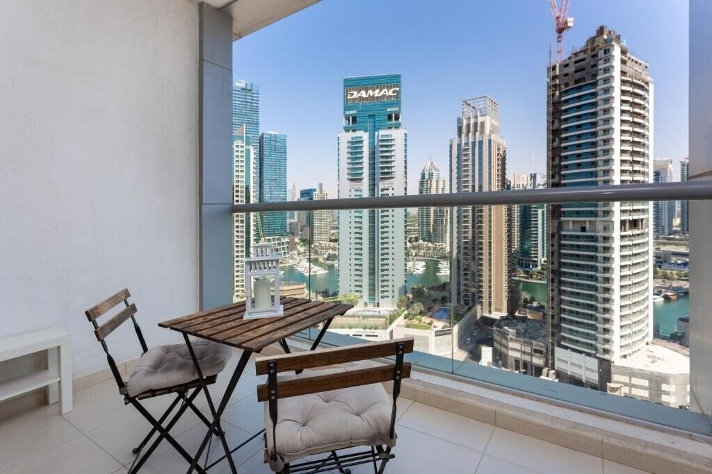 Готель Sky View, Dubai Marina 1*