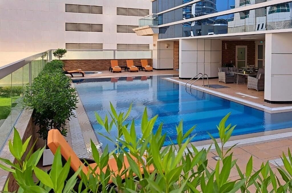 Готель Barcelo Residences Dubai Marina Apt 4*