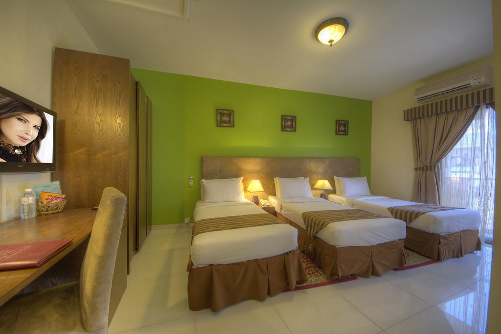 Фотографія Hyde Park 2*