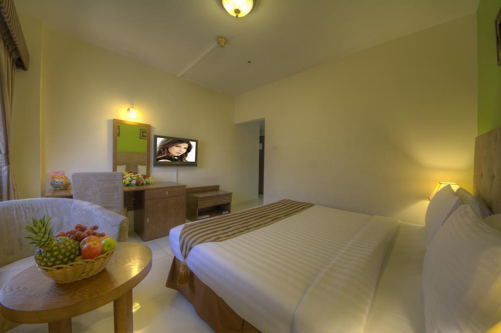 Зображення Hyde Park 2*