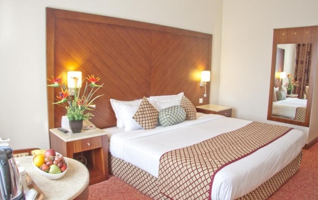 Фото Regent Palace Hotel 4*