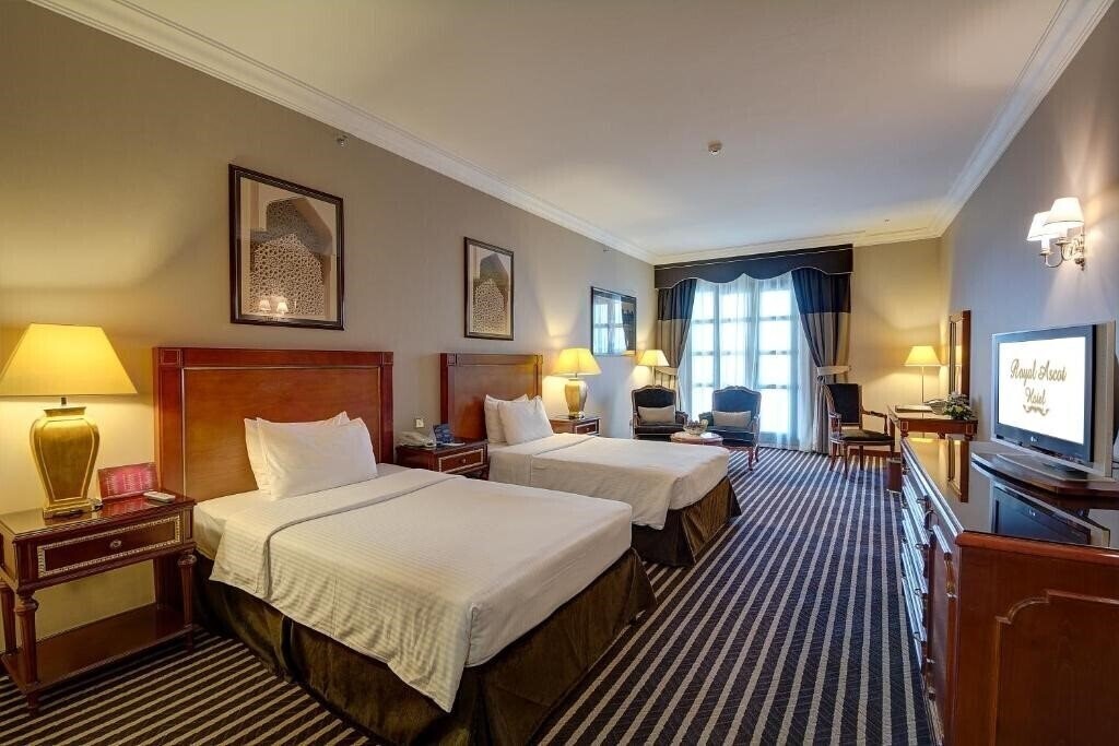Фото Royal Ascot Hotel Apart 4*