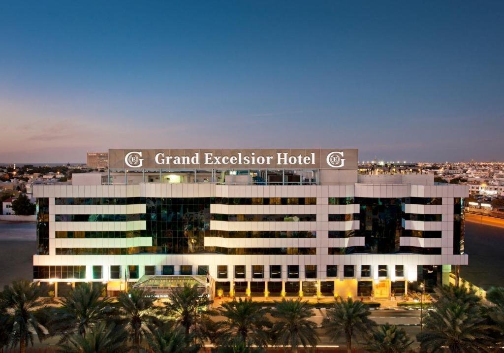 Отель Grand Excelsior Hotel Deira (ex. Sheraton Deira) 4*