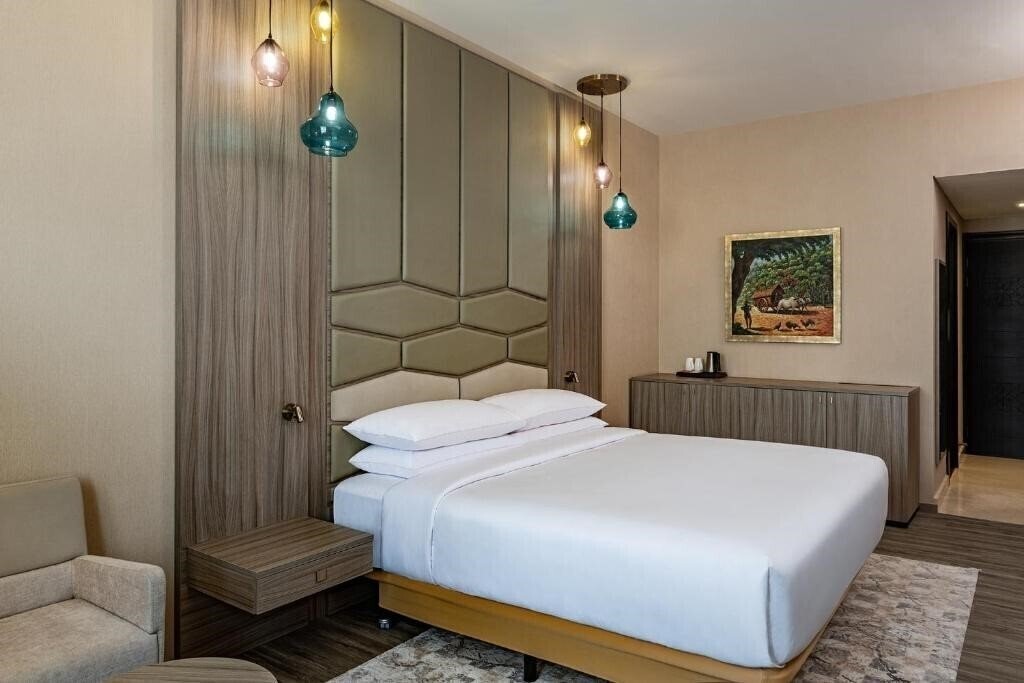 Изображение Occidental Dubai Production City (ex. Four Points by Sheraton Production City, Occidental Impz Dubai Conference & Events Centre) 4*