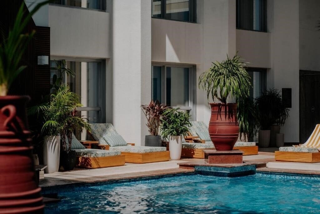 Готель Dusit Thani Dubai 5*
