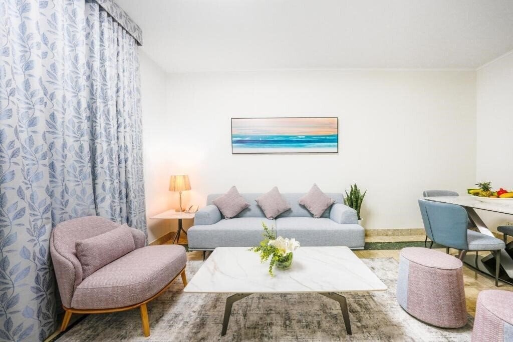 Фото Al Bustan Centre & Residence апартаменты