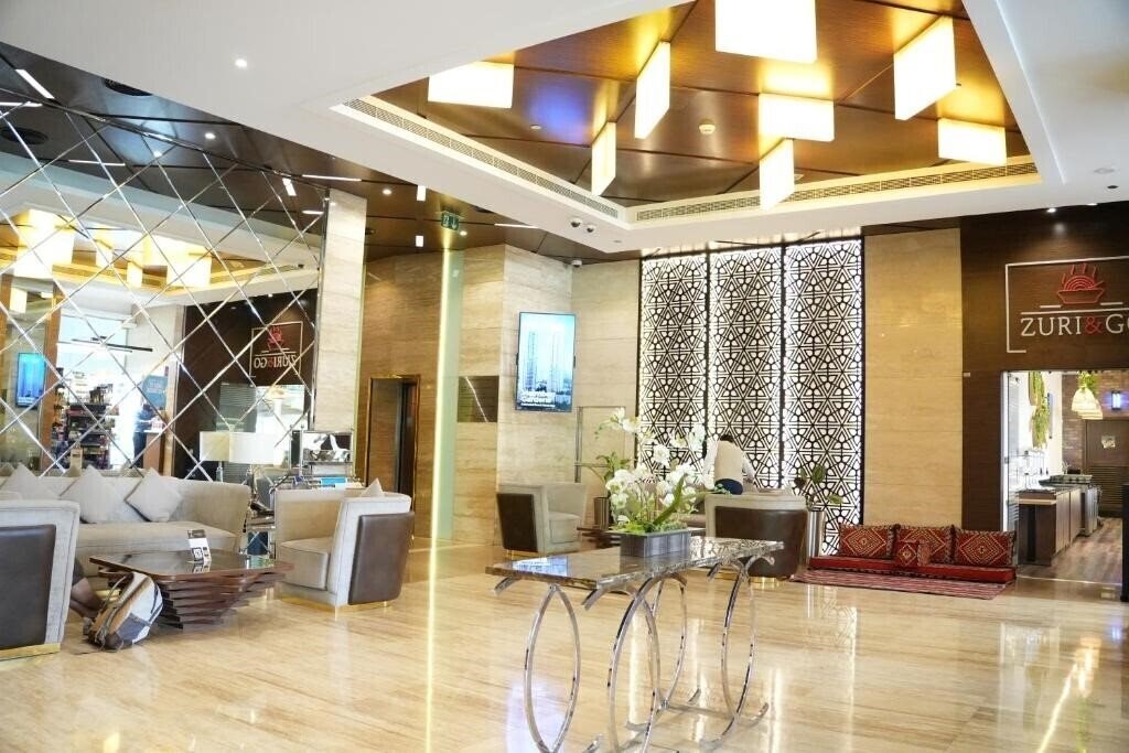 Готель Treppan Hotel & Suites by Fakhruddin 4*