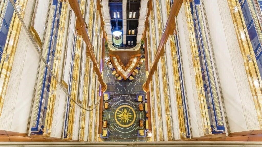 Картинка Grand Excelsior Hotel Bur Dubai (ex. Dhow Palace Hotel) 4*