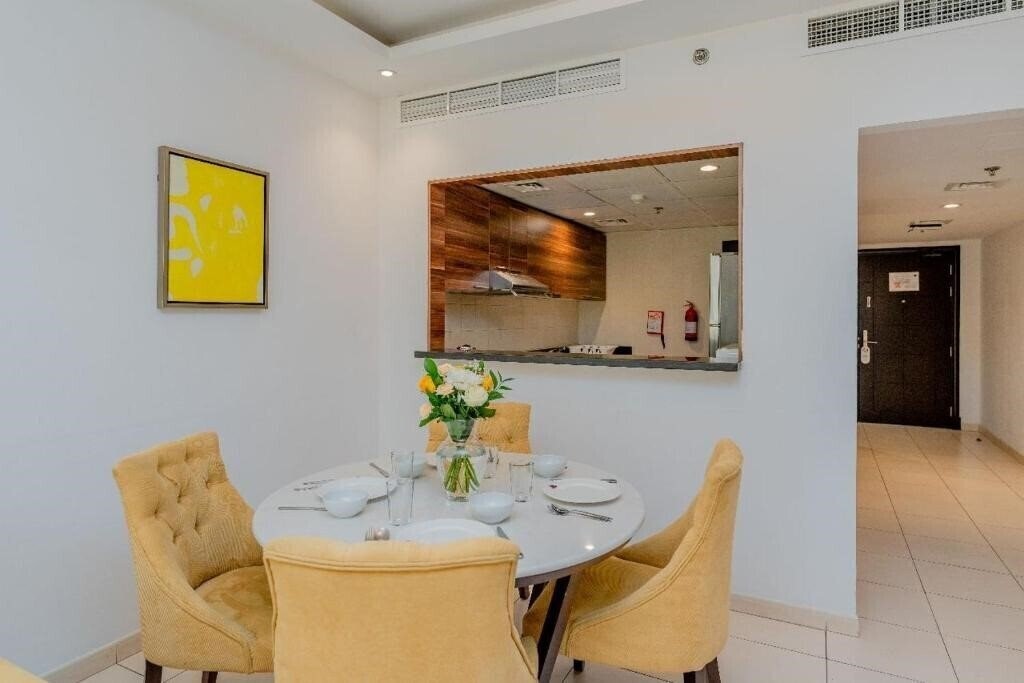 Изображение City Stay Hotel Apartment 3*