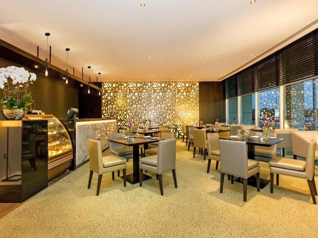 Зображення Flora Creek Deluxe Hotel Apartments Dubai 5*