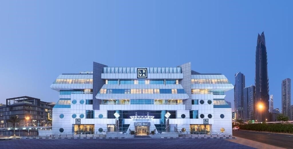 Готель Leva Hotel Apartments 4*