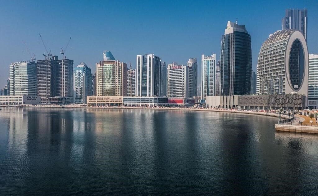 Фотографія Radisson Blu Hotel, Dubai Canal View 5*