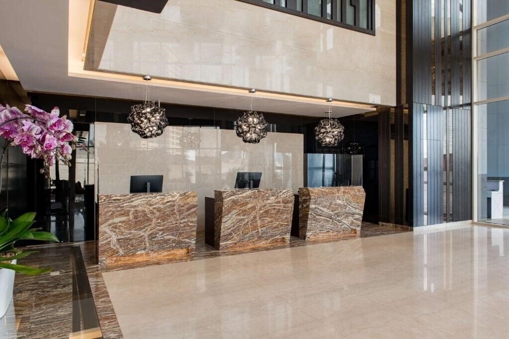 Картинка Radisson Blu Hotel, Dubai Canal View 5*