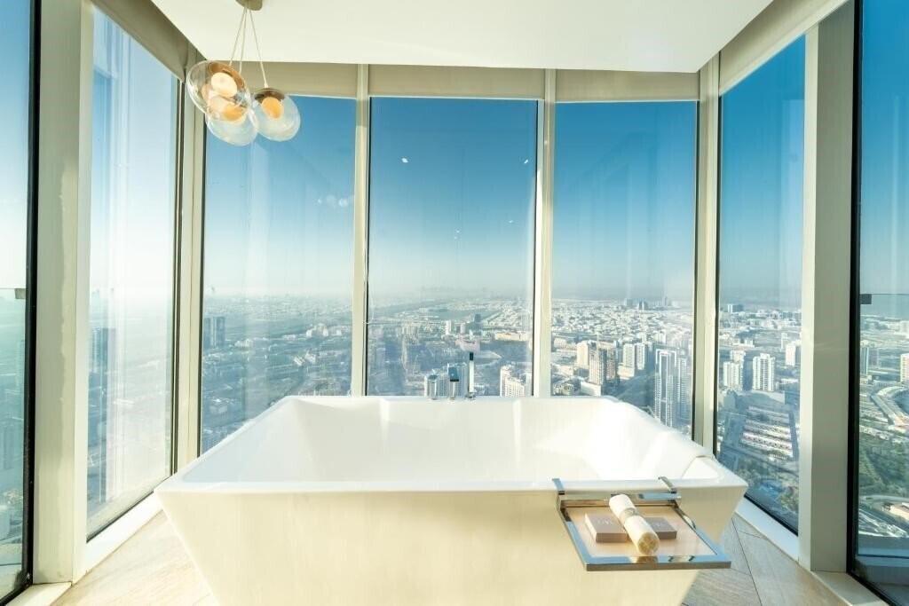 Фотографія FIVE Jumeirah Village Dubai 5*