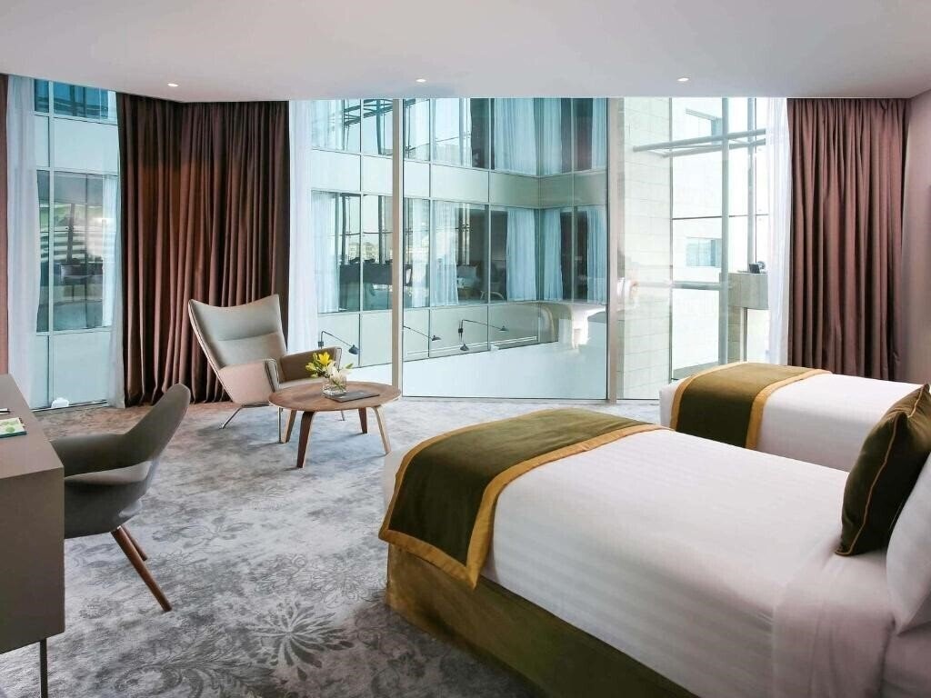 Фото Ibis Styles Dubai Jumeirah 3*