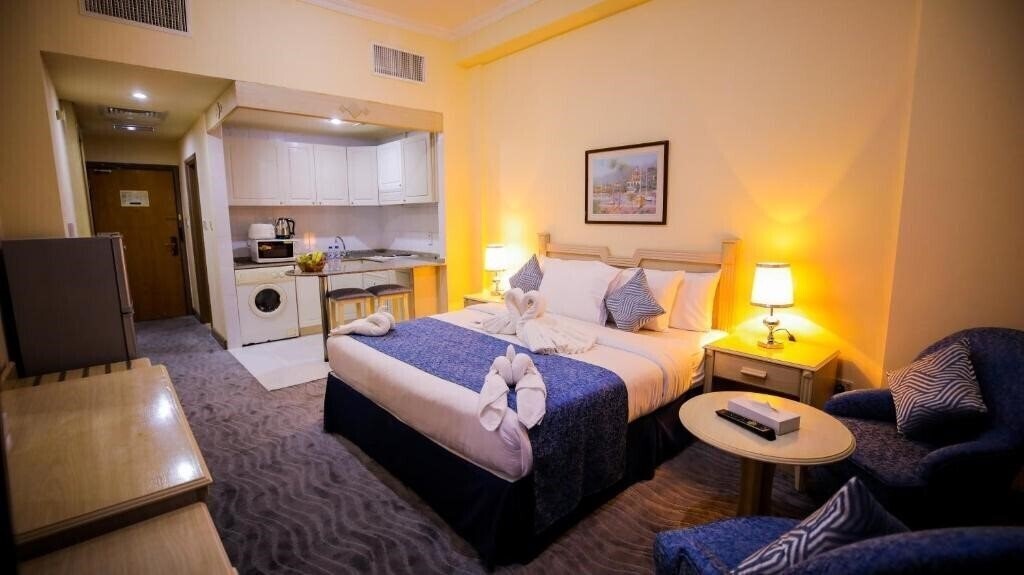 Фото Green House Hotel Apartments 2*