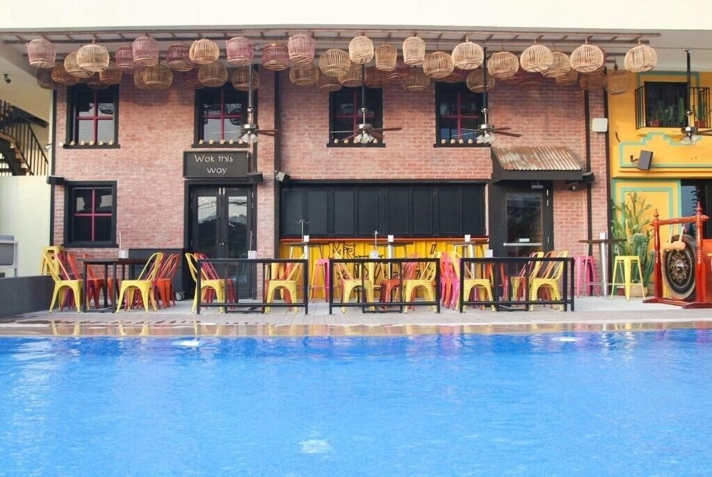 Готель Studio One Hotel 4*