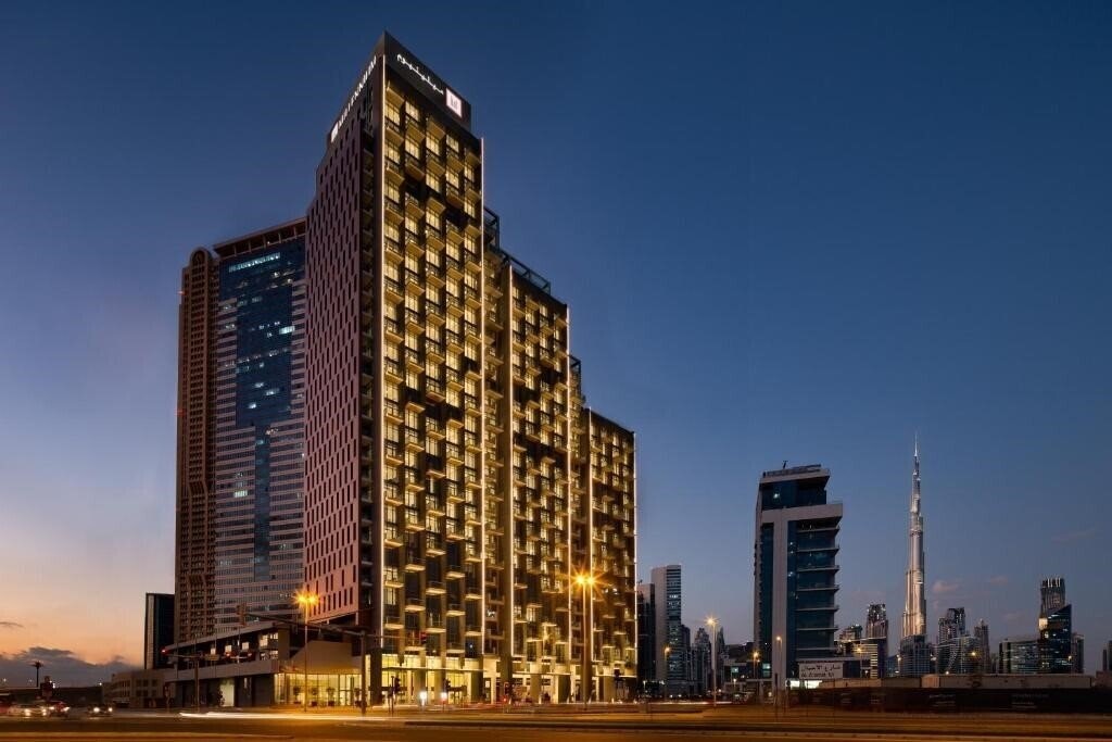 Отель Millennium Atria Business Bay 5*