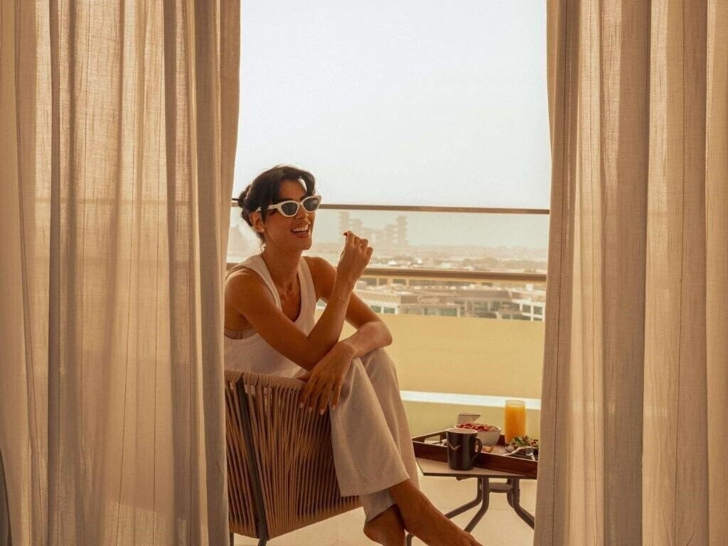 Готель Grand Plaza Movenpick Media City 5*