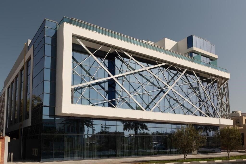 Готель Beach Walk Hotel Jumeirah 4*